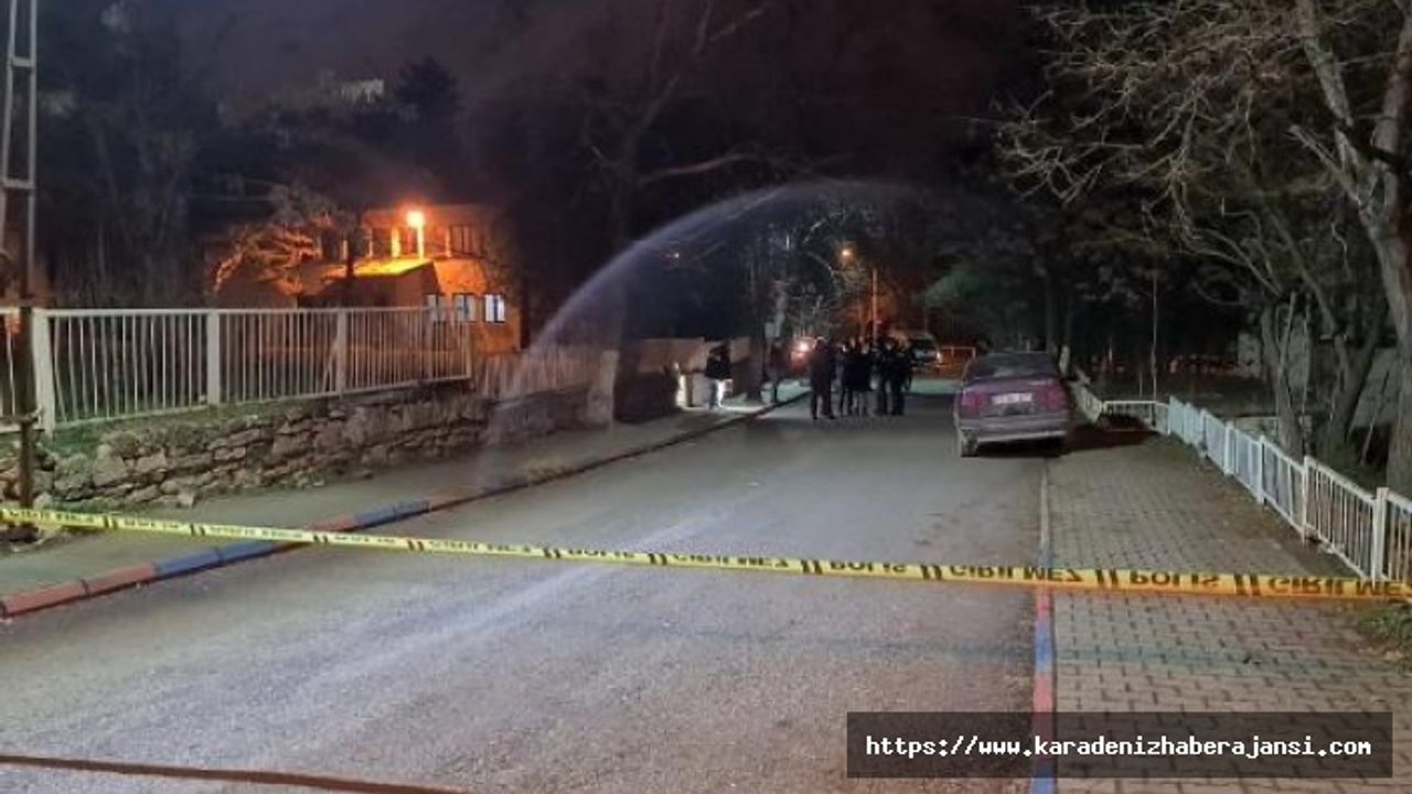 Sokakta tartıştığı kişi tarafından bıçakla öldürüldü