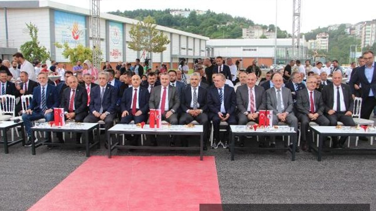 Bakan Bak, Mustafa Kemal Erkanat Tesisleri'nin açılışını yaptı