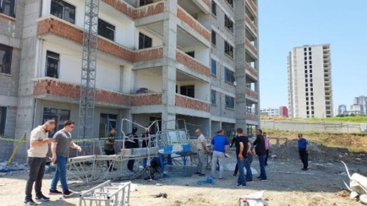İnşaatın 20'nci katından düşen inşaat işçisi, öldü