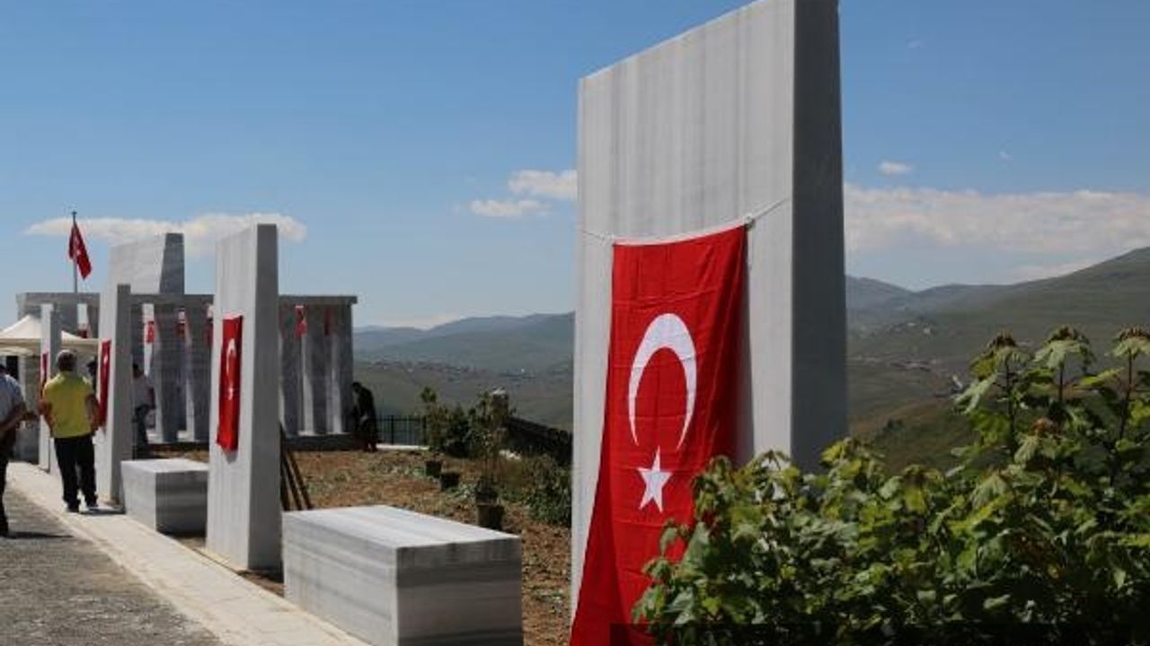 Bakımsızlığı ile sık sık gündeme gelen 2149 rakımdaki şehitlik yeniden düzenlendi