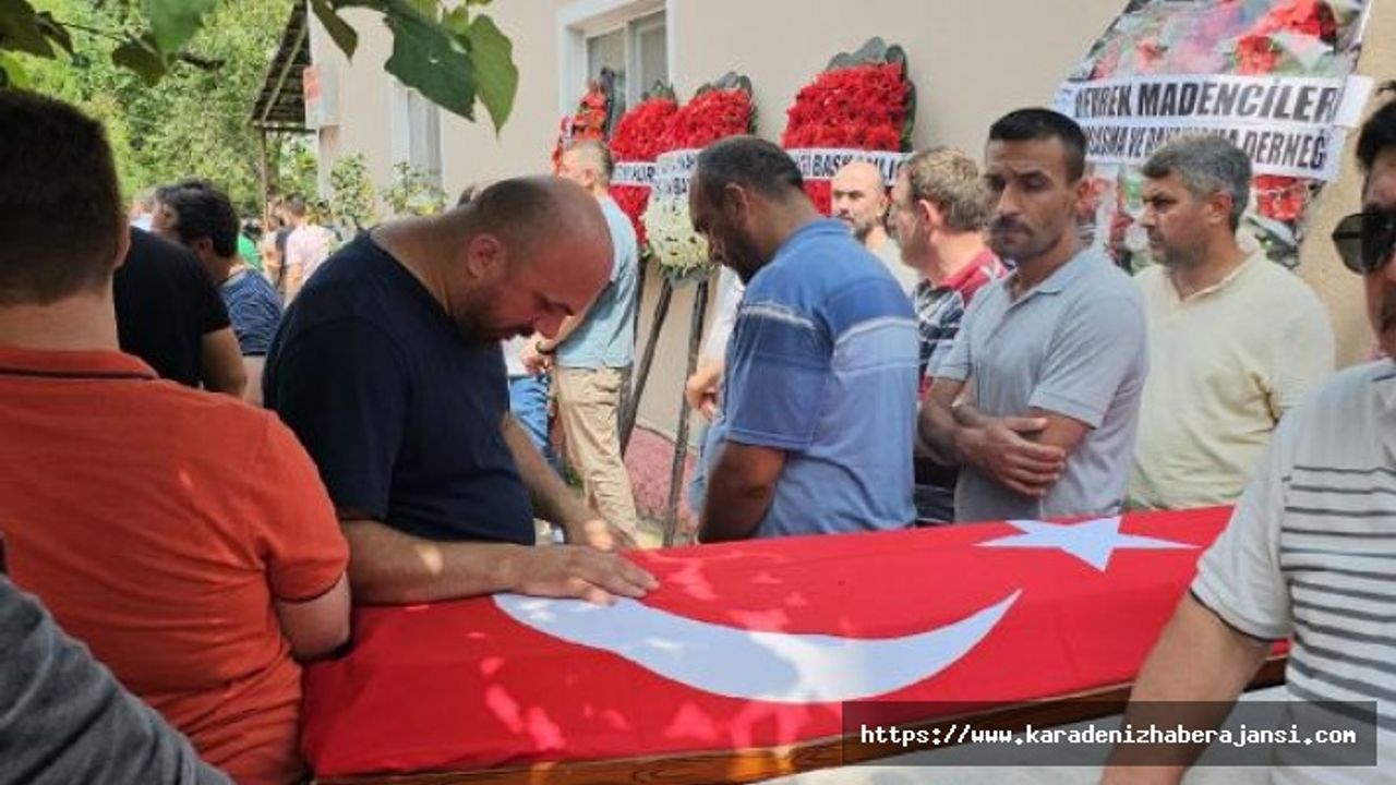 Göçükte ölen madenci, deprem bölgesinde kurtarma çalışmalarına katılmış