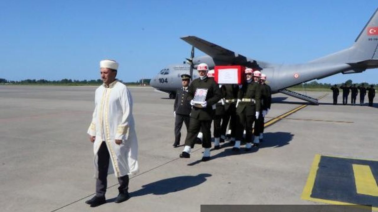Şehit uzman çavuşun cenazesi, Samsun'a getirildi