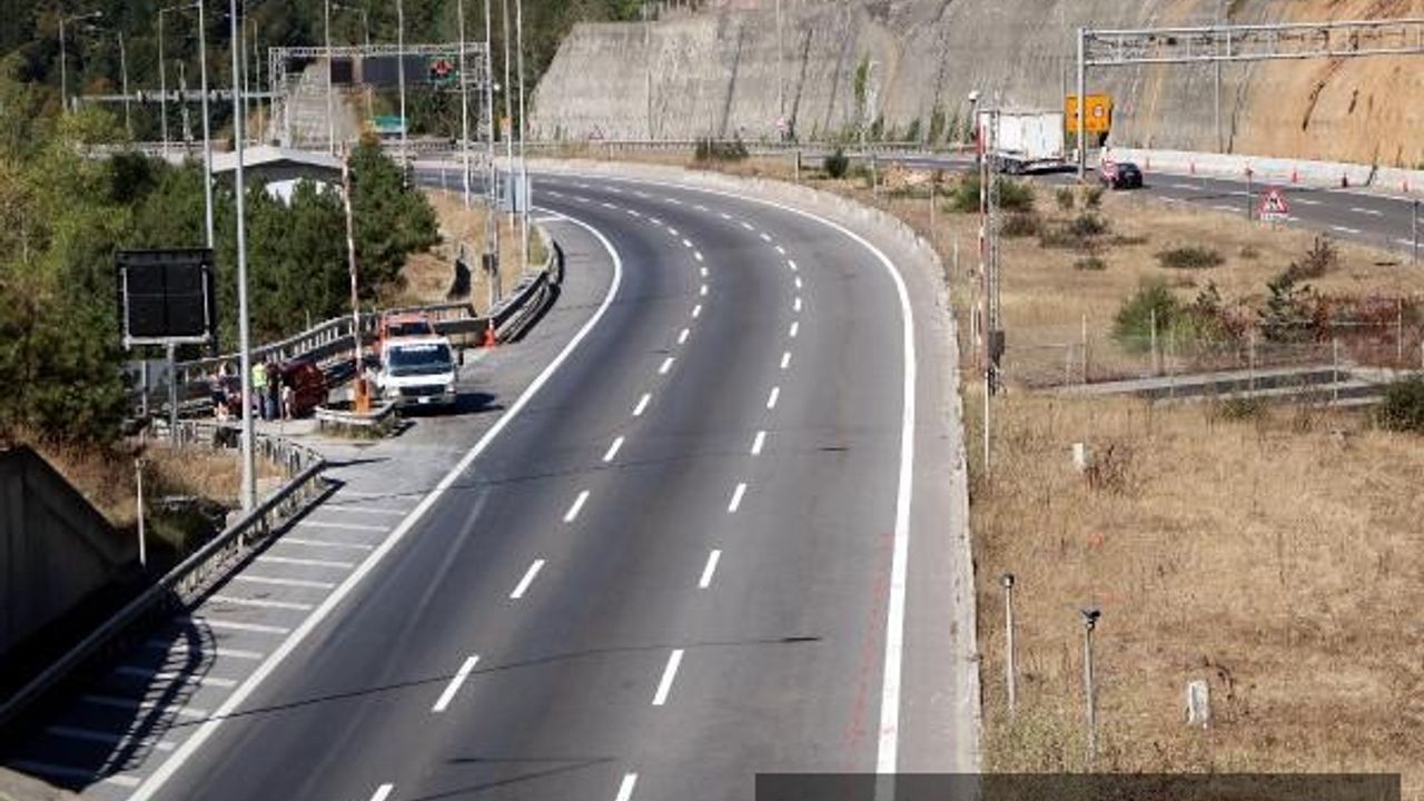 Anadolu Otoyolu Ankara yönü, derz çalışması nedeniyle 9 Kasım'a kadar ulaşıma kapatıldı