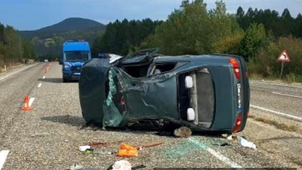 Kastamonu'da otomobil takla attı; 1 ölü, 3 yaralı
