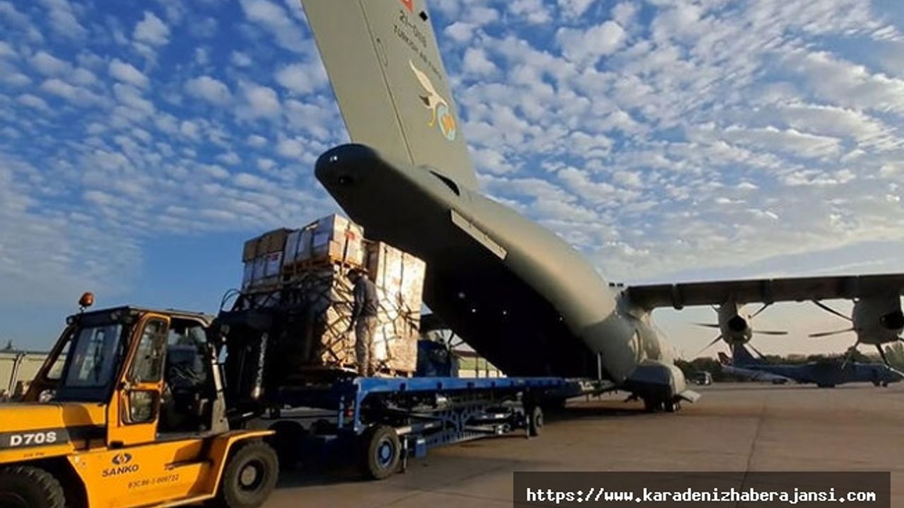 MSB: Gazze'ye yardım paketleri uçaklara yükleniyor
