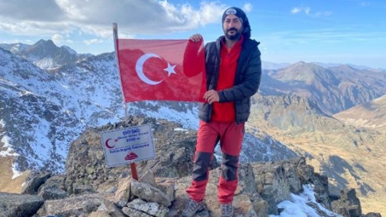 Rize’de 3230 metre zirvede bayram coşkusu