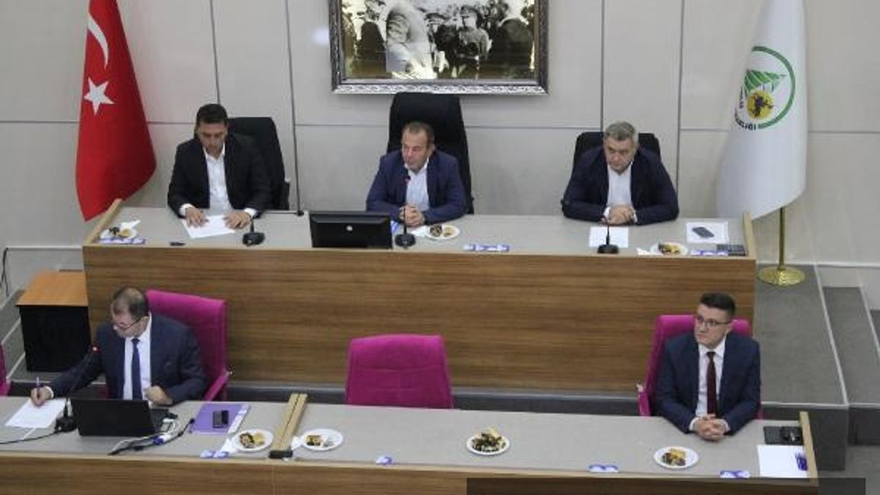 Bolu Belediye Meclisi'nde ABD'ye nota verilmesi yönünde hükümete çağrı önergesi, oy birliğiyle kabul edildi
