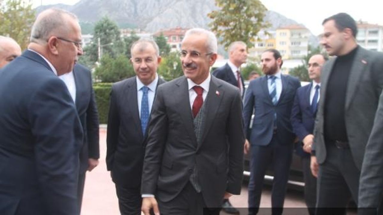 TÜRKİYE’NİN İKİNCİ YÜZYILI SİZLERİN IŞIĞINDA AYDINLANACAK'