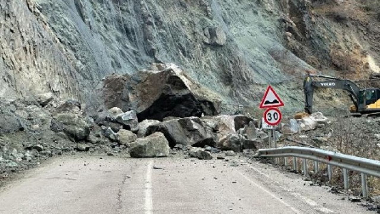 Artvin'de 'kaya düşme' korkusu; heyelanlarda 3 kat artış