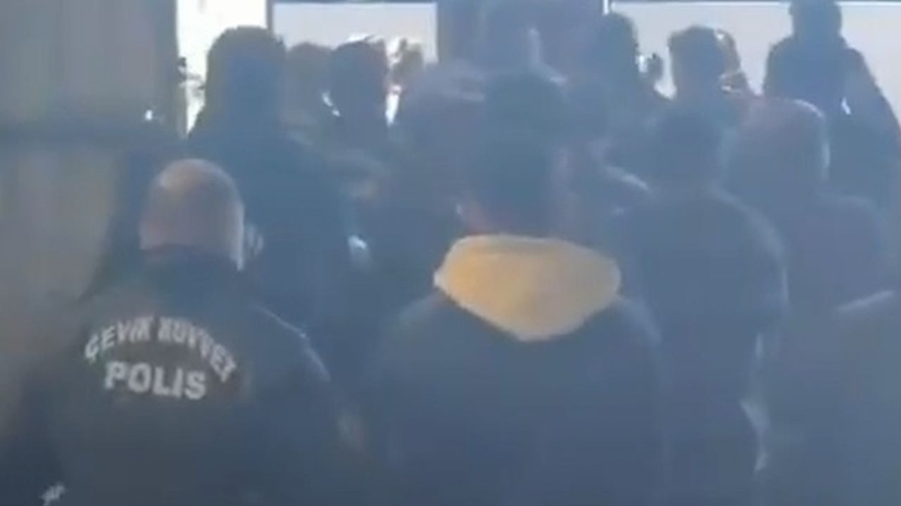 17 kaçak göçmene barınma ve iş imkanı sağlayan 2 şüpheliye gözaltı