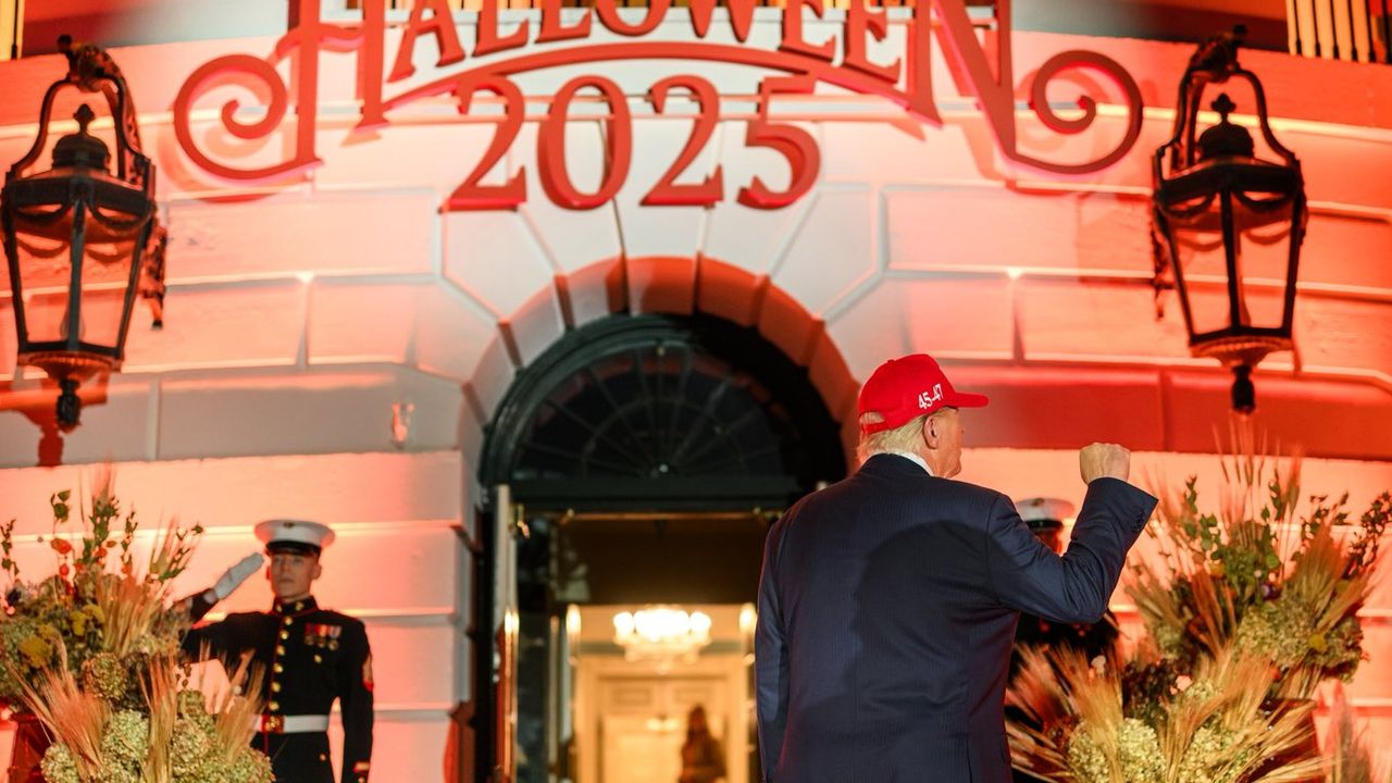 ABD Başkanı Trump, Cadılar Bayramı'nı kutladı