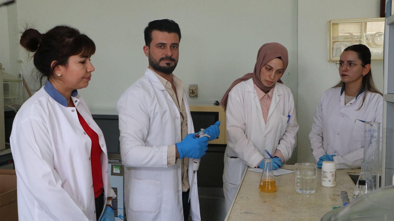 Adana'da gıdaların raf ömrünü uzatacak doğal koruyucular geliştirildi