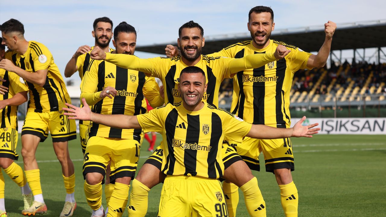Aliağa FK tam yol ileri