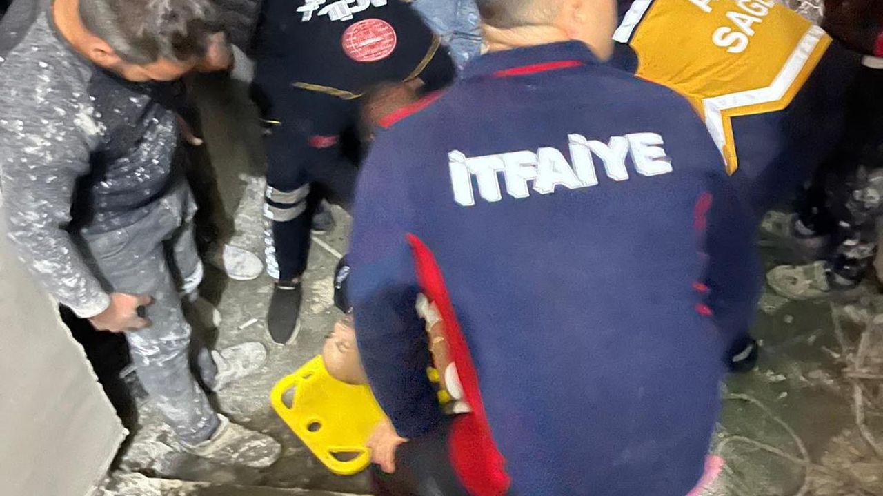 Asansör boşluğuna düşen 2 işçi ağır yaralandı