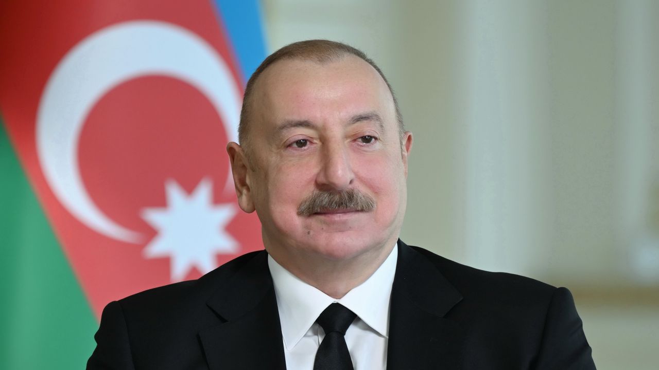 Azerbaycan Cumhurbaşkanı Aliyev'den ‘Cumhuriyet Bayramı' kutlaması