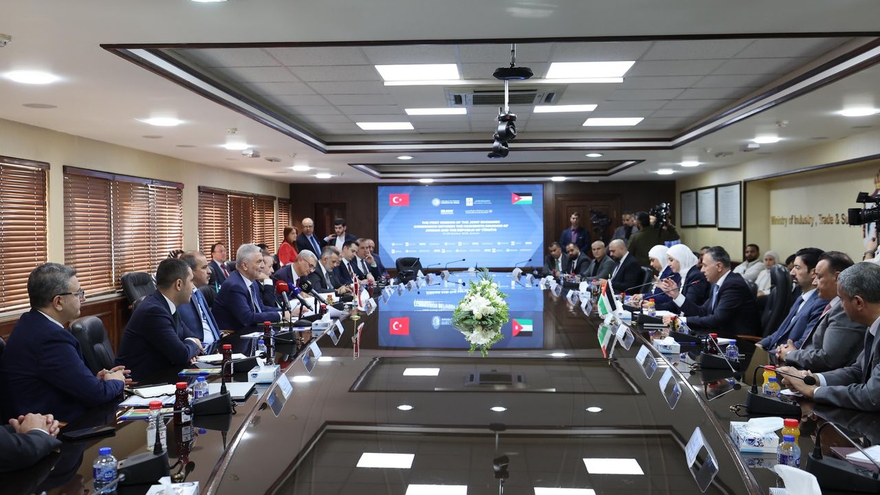 Bakan Bolat, Türkiye-Ürdün Karma Ekonomik Komisyonu 1'inci Dönem Toplantısı'na katıldı