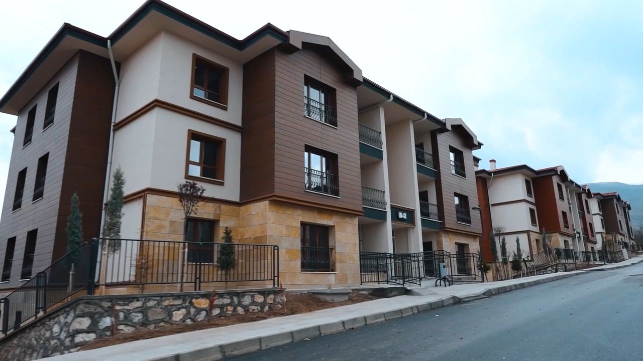 Bakan Kurum'dan 'TOKİ konutlarının sağlamlığının sırrı' paylaşımı