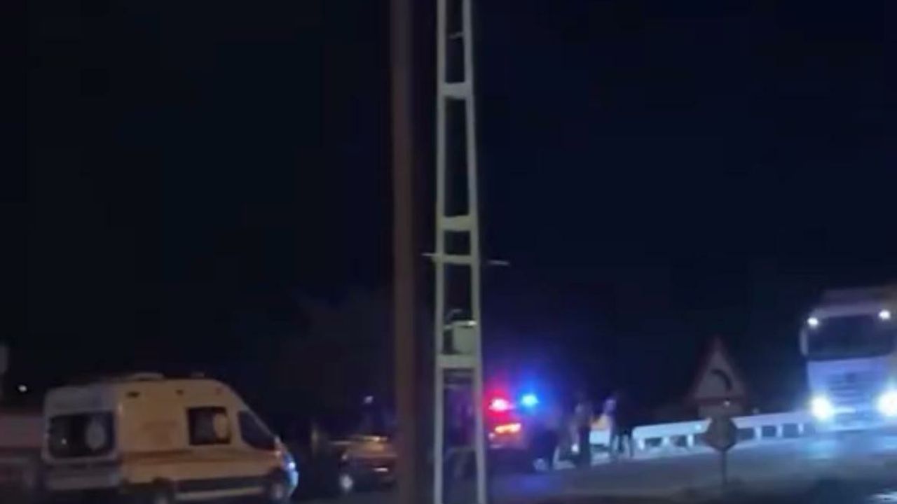 Bariyere çarpan otomobilin 19 yaşındaki sürücüsü hayatını kaybetti