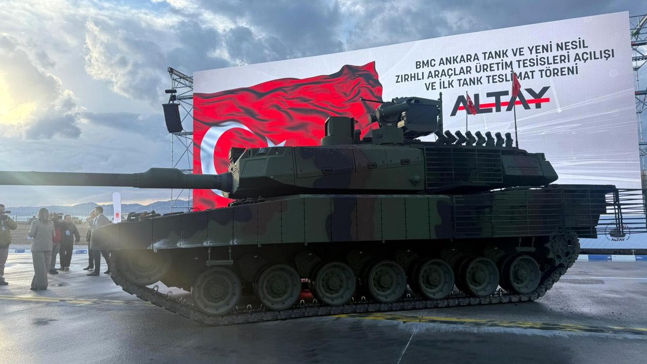 Cumhurbaşkanı Erdoğan: Altay'la birlikte yeni dönemin kapılarını ardına kadar açtık (2)