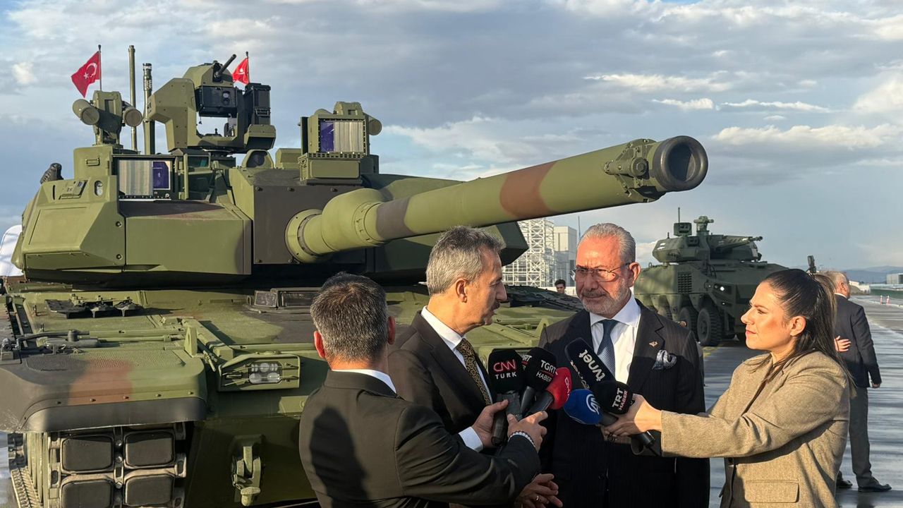 Cumhurbaşkanı Erdoğan: Altay'la birlikte yeni dönemin kapılarını ardına kadar açtık (3)