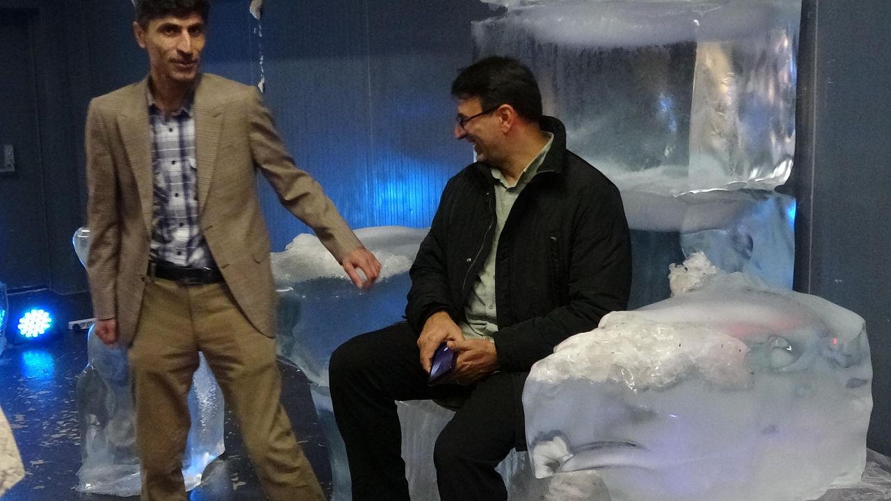 Dev buz kalıplarına işlenen Erzurum kültürü, Ata Buz Müzesi'nde sergileniyor