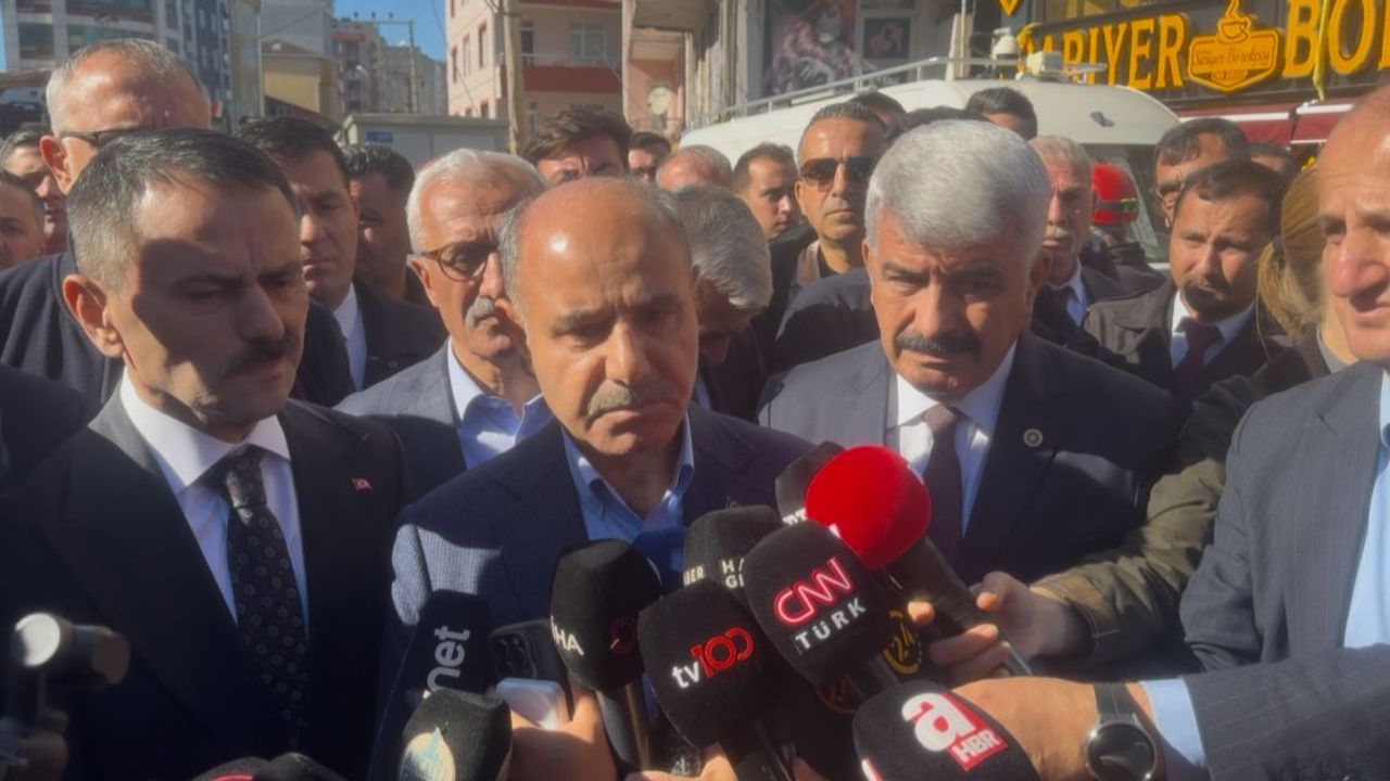 Gebze'de bina çöktü; 5 kişiden birinin cansız bedenine ulaşıldı (11)