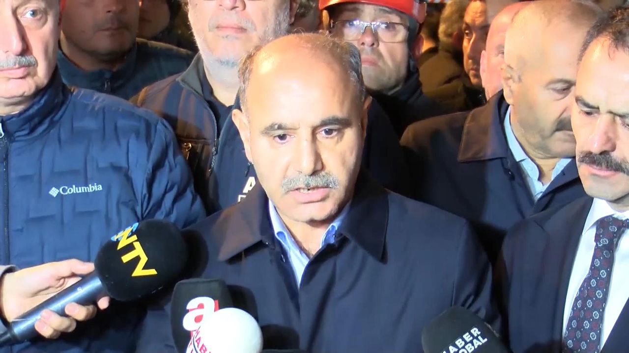 Gebze'de bina çöktü; 5 kişilik aileden 1'i sağ kurtarıldı, 4 ölü (19) / Görüntü ve fotoğraf eklendi