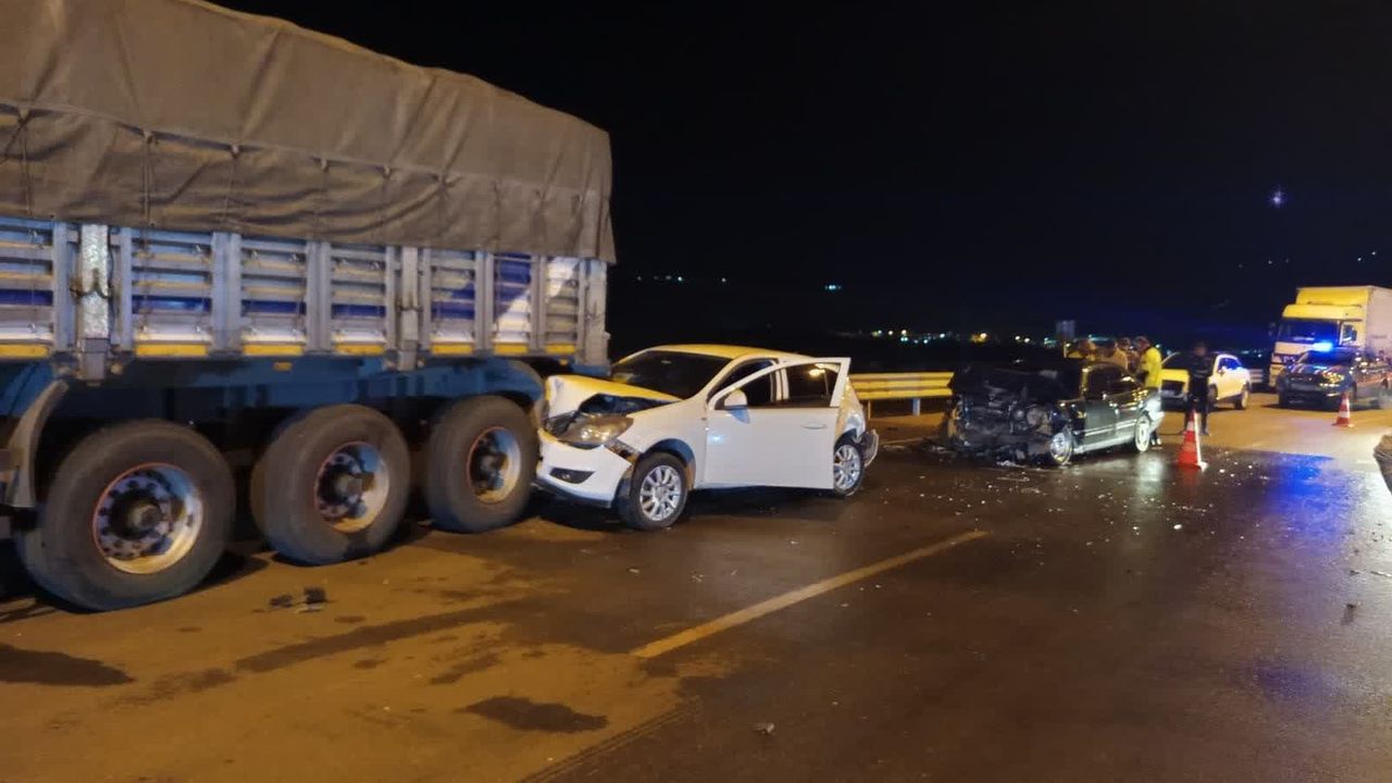 Hatay'da' zincirleme kaza: 2 kişi yaralandı