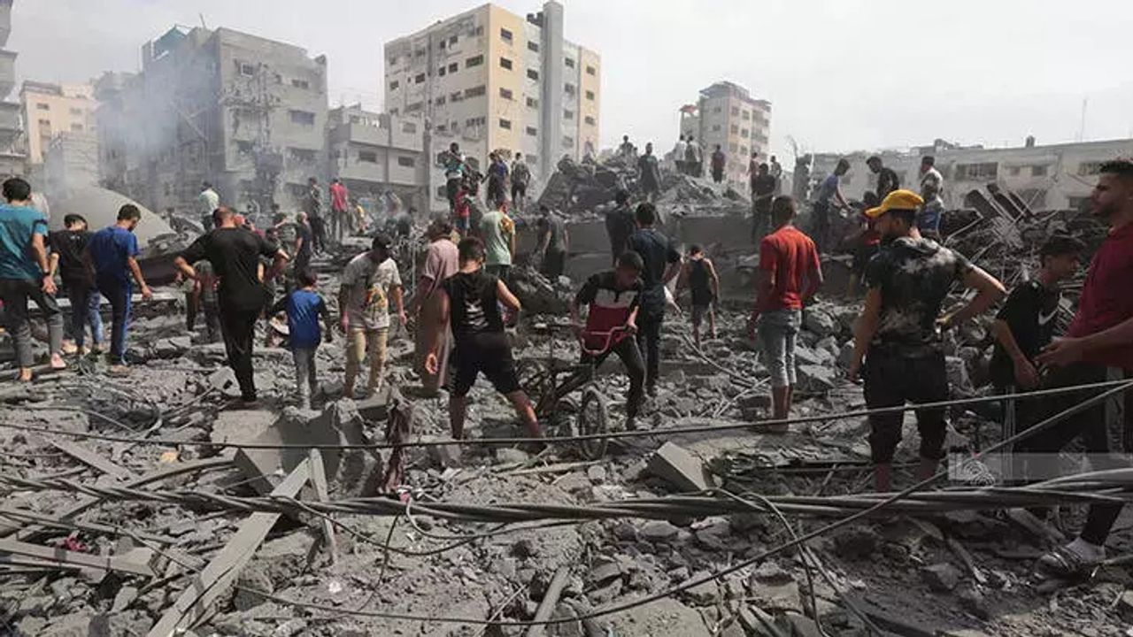 İsrail, Hamas'ın Kızılhaç'a teslim ettiği esirin cesedini aldı