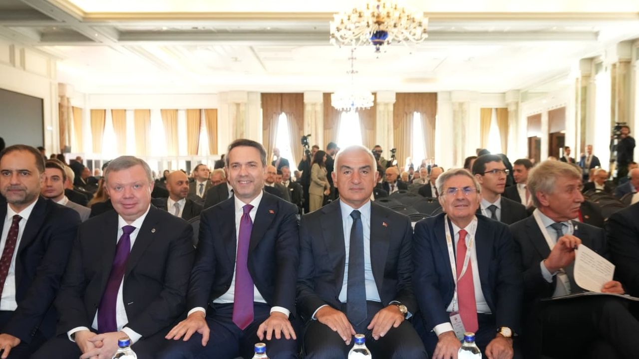 İstanbul- Bakan Bayraktar: Akkuyu Nükleer Güç Santrali, enerji çeşitliliği yolculuğumuzda tarihi bir dönüm noktası olacak