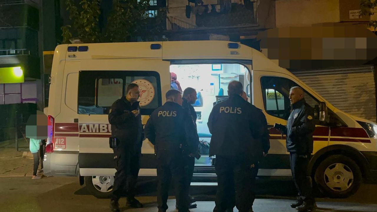 Kayseri'de 3 katlı binada yangın; 4 çocuk dumandan etkilendi