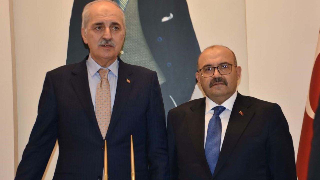Kurtulmuş: Sadece demokrasinin, fikirlerin konuşulduğu yeni bir döneme gireceğiz