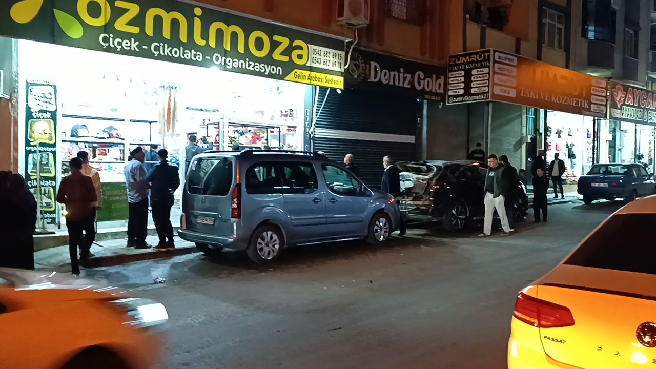 Otomobilde gaz sıkışması sonucu patlama: 1 yaralı