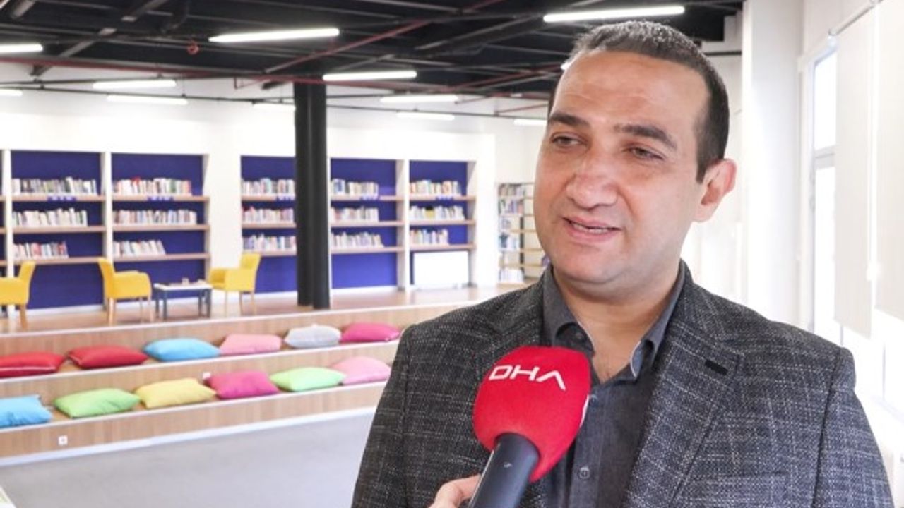 Paralimpik sporcu Zübeyde Süpürgeci Para Atletizm Dünya Şampiyonası'nda Türkiye'ye gümüş madalya kazandırdı