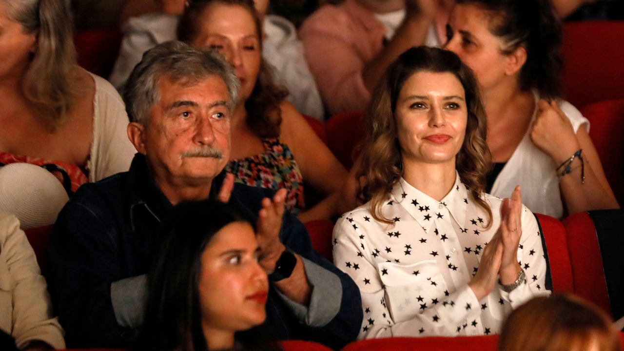 Tiyatrodan beyaz perdeye uzanan 'Barselo' Altın Portakal'da izleyiciyle buluştu