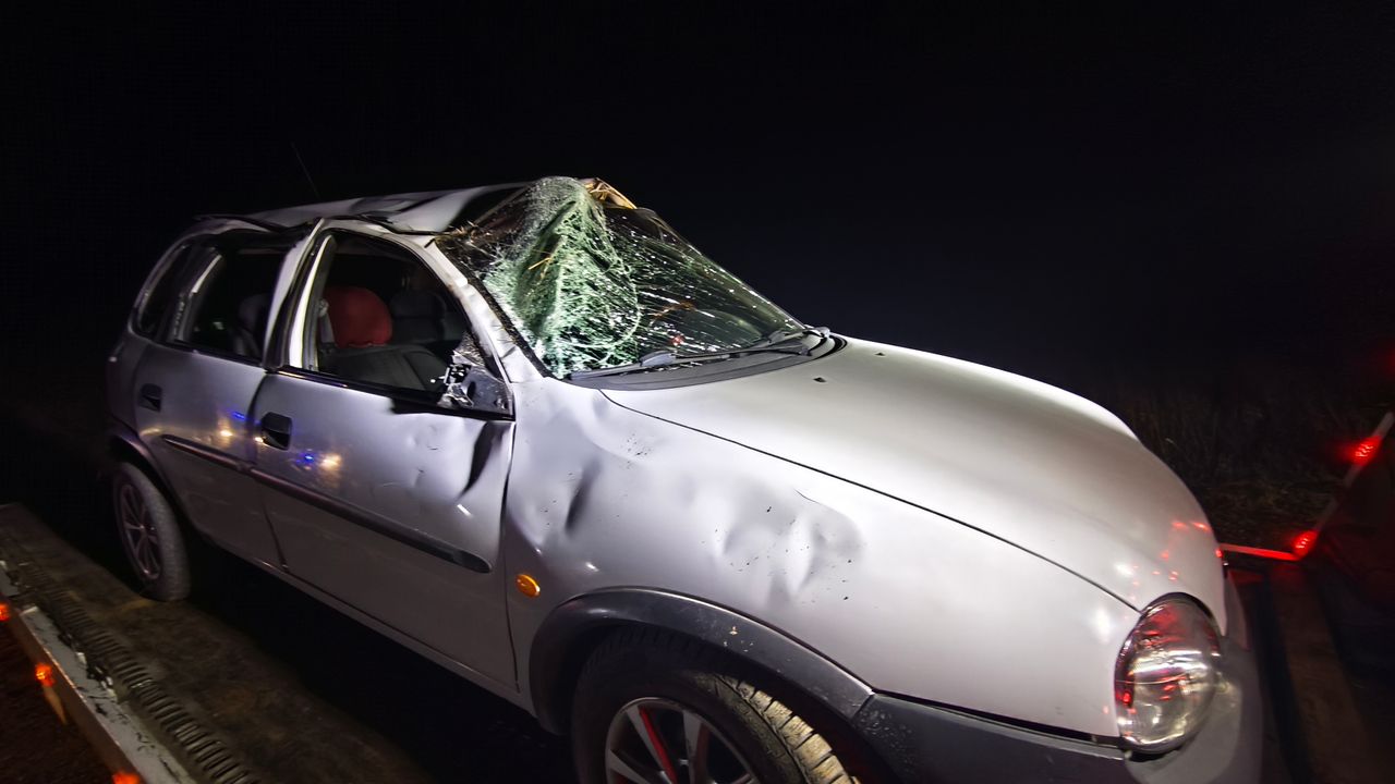 Yoldan çıkan otomobil takla attı: 2 yaralı