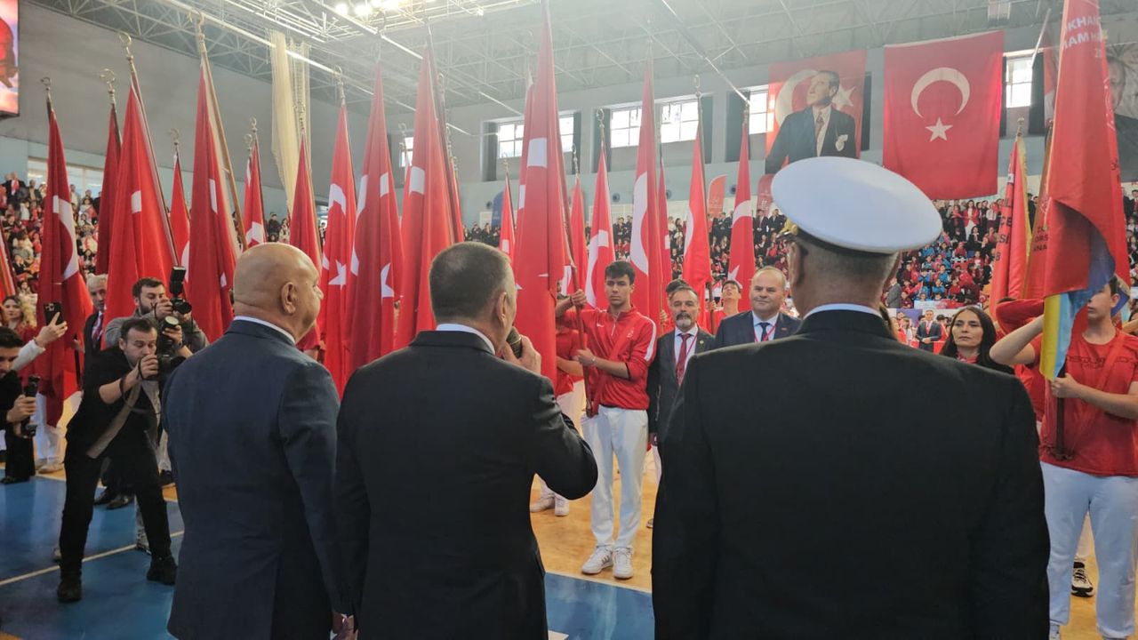 Zonguldak'ta su gösterili 29 Ekim kutlaması