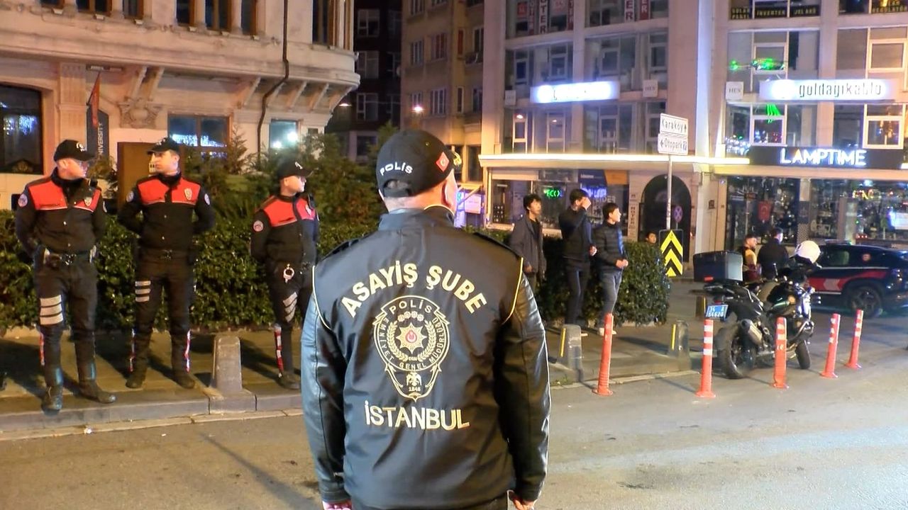 İstanbul - Beyoğlu'nda dron destekli ‘Huzur Uygulaması' gerçekleştirildi