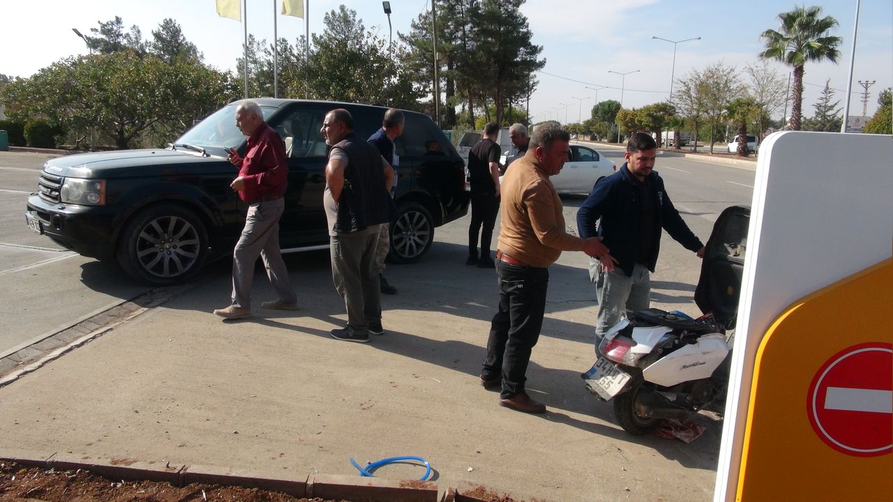 Kilis'te otomobil ile motosiklet çarpıştı; 1 ağır yaralı