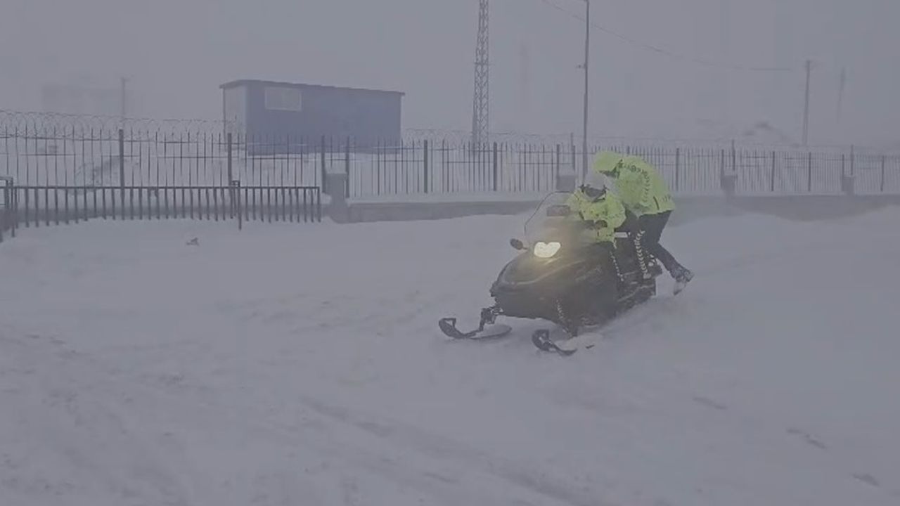 Bitlis'te yağış durdu; termometreler eksi 17 dereceyi gördü