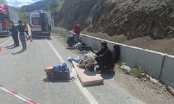 Bolu'da 2 minibüs kafa kafaya çarpıştı; 11'i öğrenci 15 yaralı