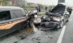 Rize'de kontrolden çıkan otomobil kamyonete çarptı; 1 yaralı