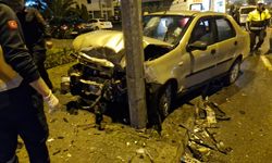 Rize’de 2 otomobil çarpıştı; 3 yaralı