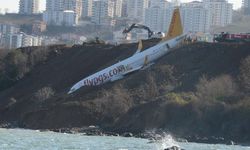 Pistten çıkıp, deniz kenarında duran uçağın davasında savcıdan pilotlara ceza talebi