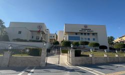 2 turisti darbedip, elektronik sigaralarını gasbeden 3 şüpheli tutuklandı