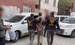 21 motosiklet çalan 2 kardeş yakalandı; o anlar kamerada