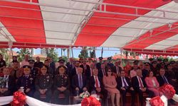 Adana’da 19 Mayıs coşkusu; Down sendromlu gençten kemençe resitali