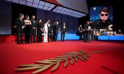 Altın Palmiye Ödülü'nün sahibi İranlı yönetmen Jafar Panahi oldu