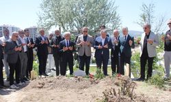 BBP Genel Başkan Destici, Sivas'ta taziye ziyaretinde bulundu