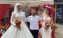 Berberler ve kuaförler festivalinde renkli görüntüler ortaya çıktı